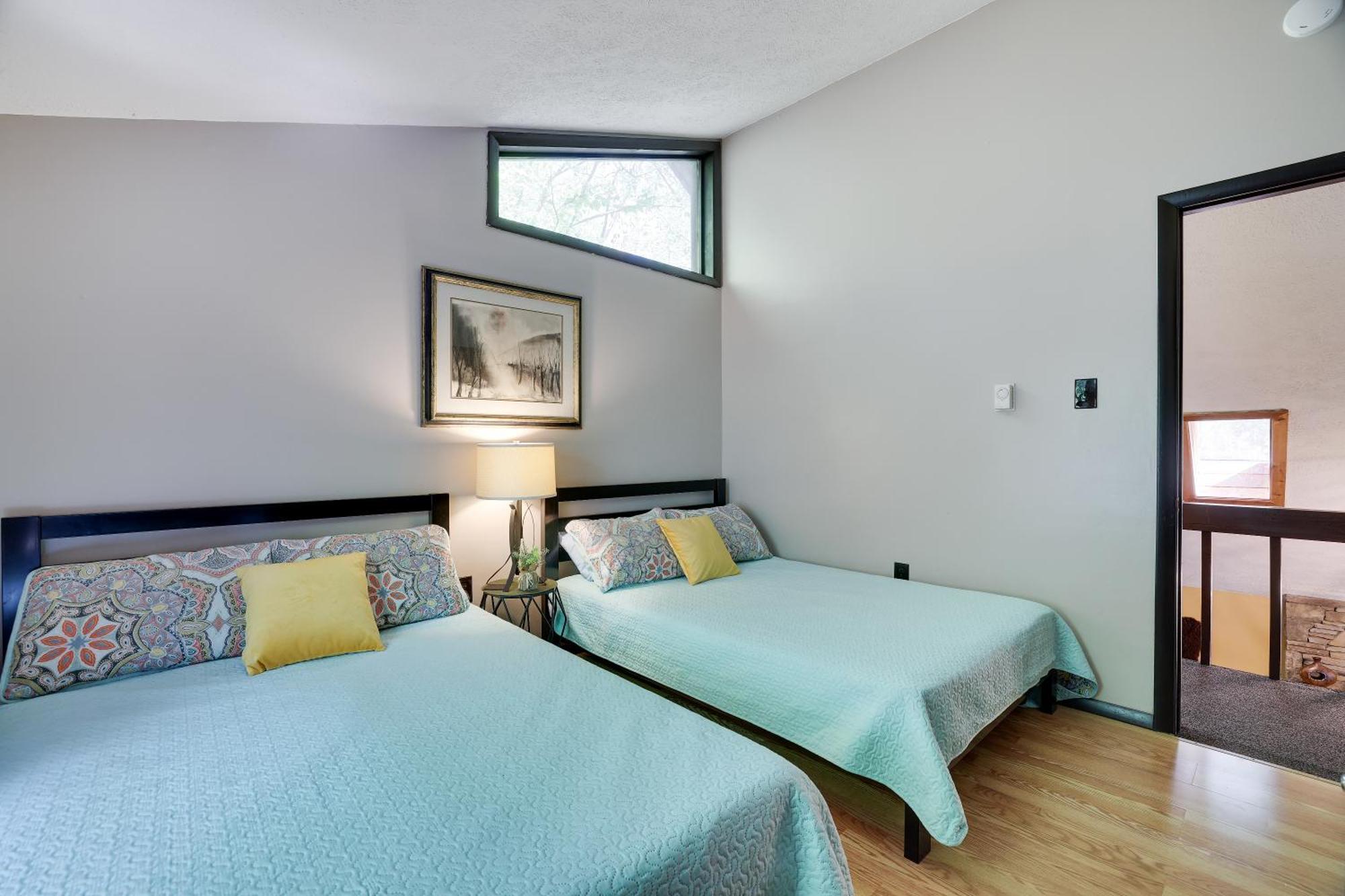 Chalet Renovated Near Casino, Camelback , Kalahari 4Bdrms Firepit Hot Tub Game Room Tobyhanna 外观 照片