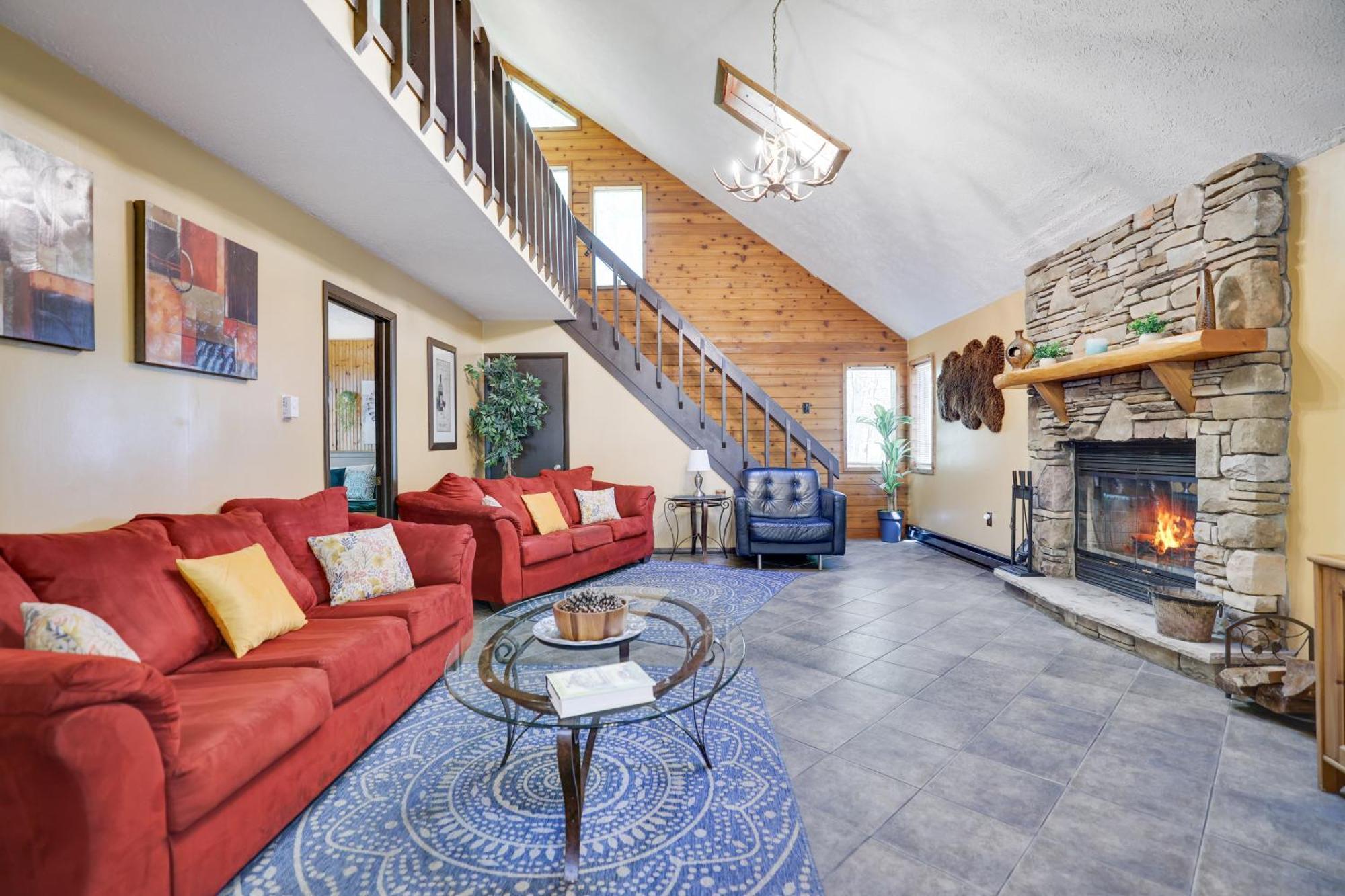 Chalet Renovated Near Casino, Camelback , Kalahari 4Bdrms Firepit Hot Tub Game Room Tobyhanna 外观 照片
